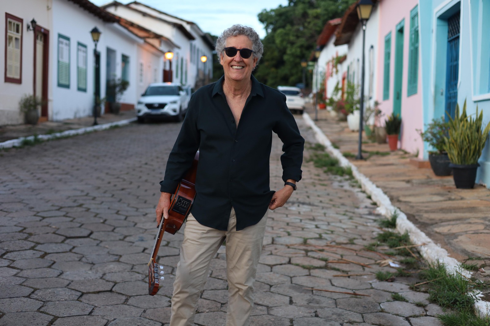 Pádua e Gustavo Veiga fazem show gratuito no Luau da Liberdade nesta sexta-feira (28/08) no Setor Jaó