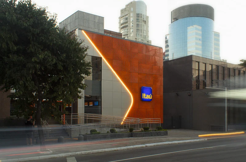 Itaú recebe aprovação preliminar para abrir banco próprio nos Estados Unidos