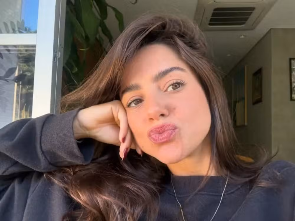 Ana Clara Winter assume legado da família e paixão pela dramaturgia