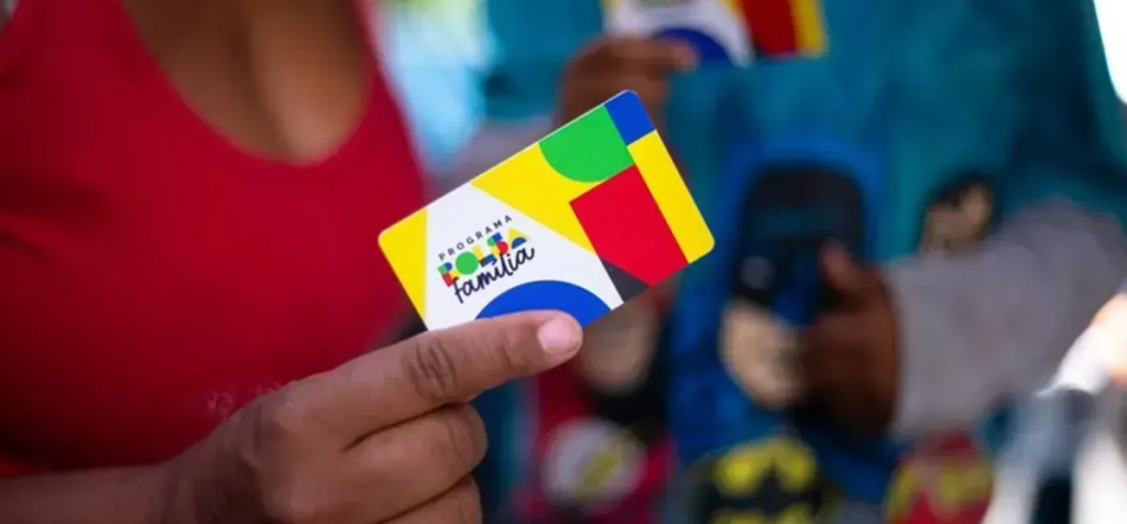 Parcela de agosto do Bolsa Família começa a ser paga nesta terça-feira (18)