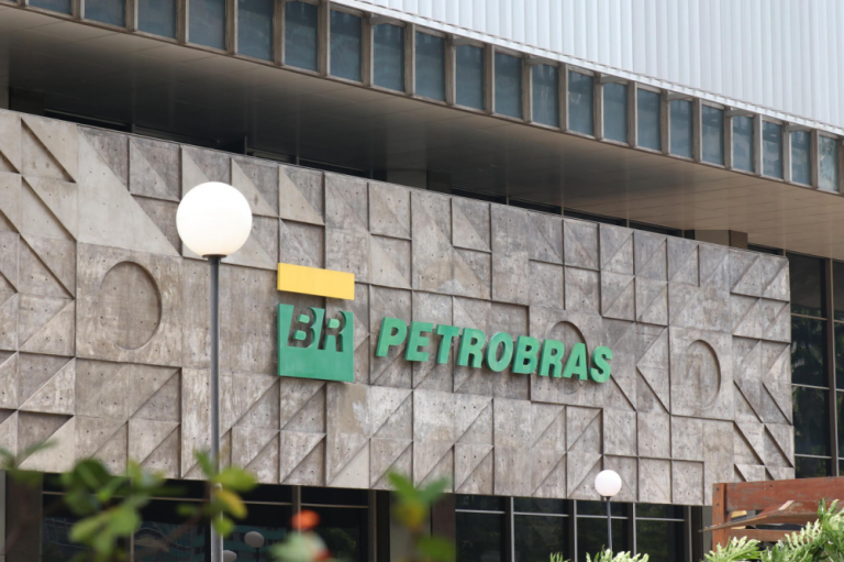 Petrobras reforça reservas com descoberta de gás natural na Colômbia