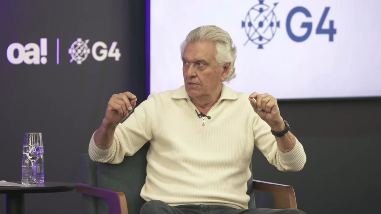 Caiado ataca Lula e Flávio Bolsonaro e diz que tem "autoridade moral" para governar Brasil