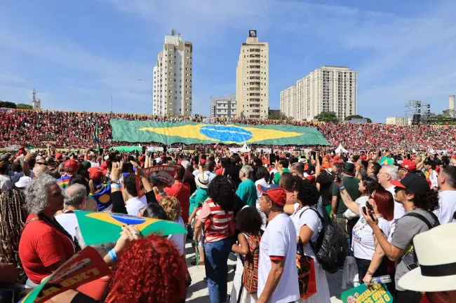 Vídeo: Lula lança campanha à reeleição em São Bernardo e critica Dias Toffoli