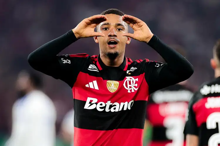 Flamengo vence o Cruzeiro e avança às quartas da Libertadores