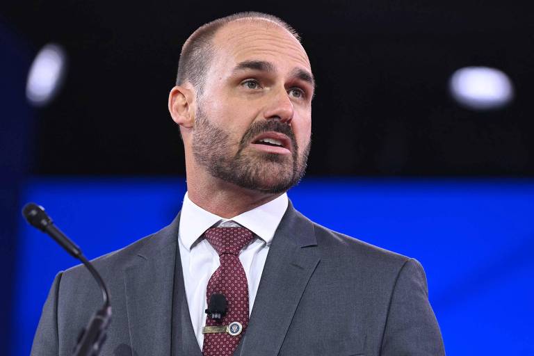 Ministério da Justiça demite Eduardo Bolsonaro da PF por abandono de cargo