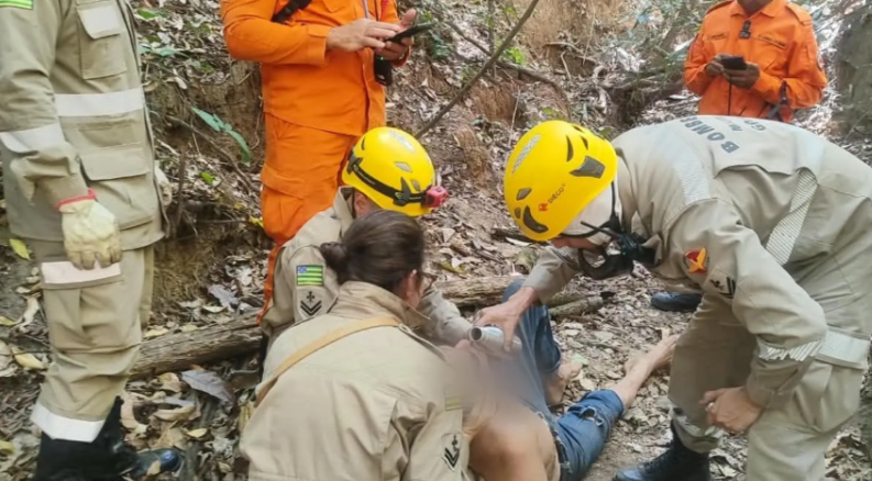 Idoso é resgatado com vida após 61 horas perdido em área de mata de Aragoiânia