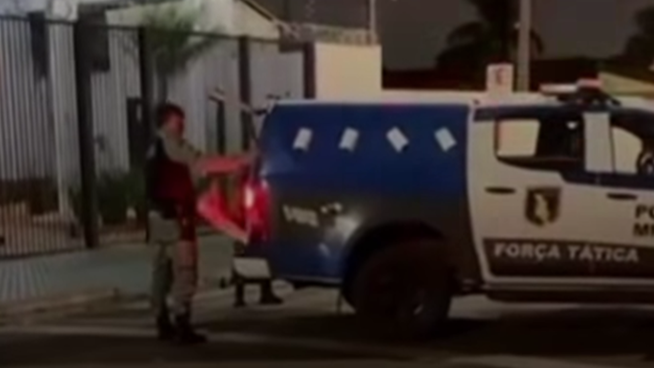 Mulher mata próprio pai a facadas em Rio Verde e é presa em flagrante dentro de casa