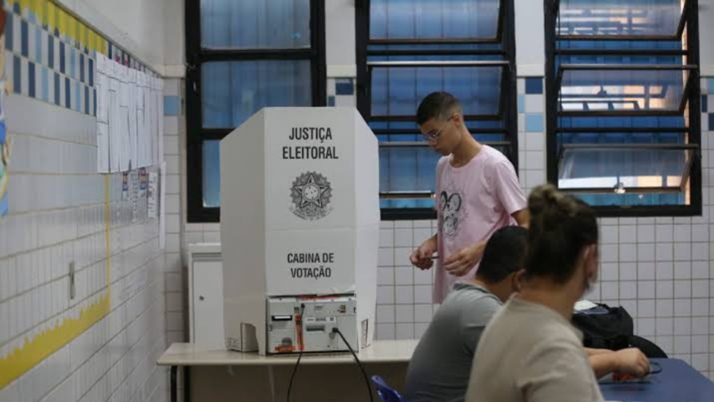 TRE-GO encerra nesta segunda-feira (14/09) prazo para pedir transporte especial para votar