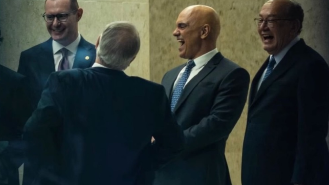 Imagem de bastidores expõe encontro reservado entre ministros do STF em meio à crise do Banco Master