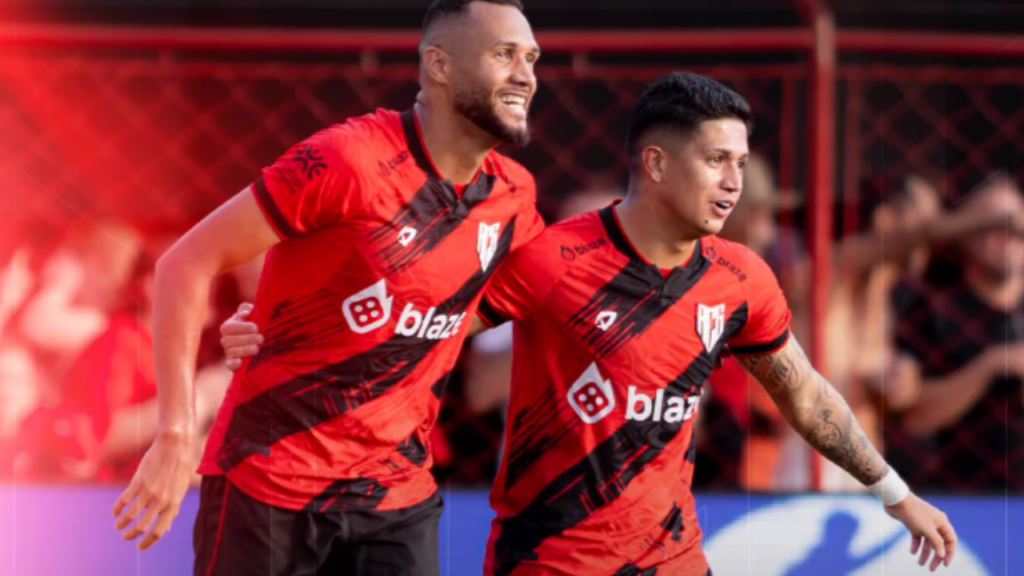 Atlético-GO atropela Criciúma em Goiânia, chega ao G6 e mantém reação na Série B