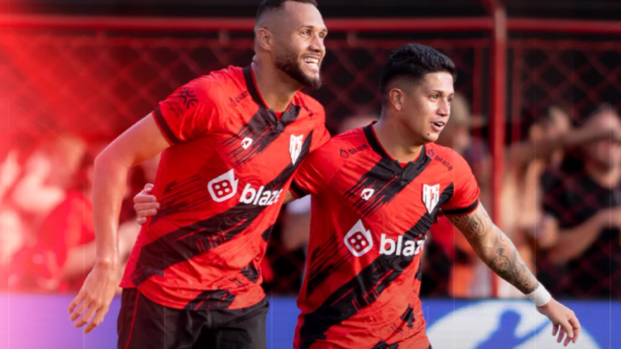 Atlético-GO atropela Criciúma em Goiânia, chega ao G6 e mantém reação na Série B