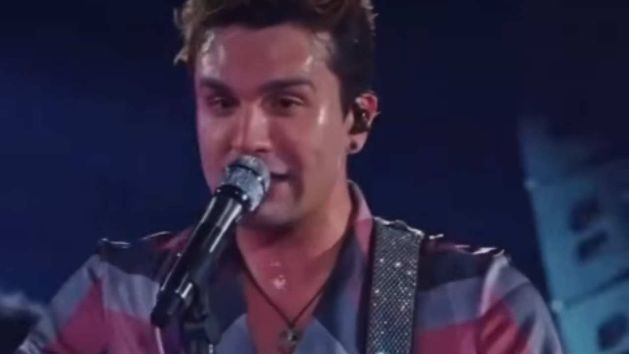 Vídeo: Luan Santana reúne fãs em noite de sucessos no Estádio Olímpico, em Goiânia