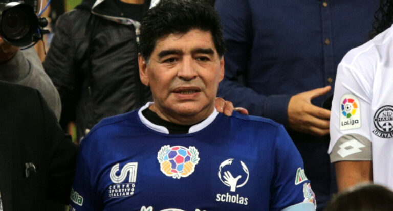 Perito oficial do caso Maradona cita Covid como possível causa da morte