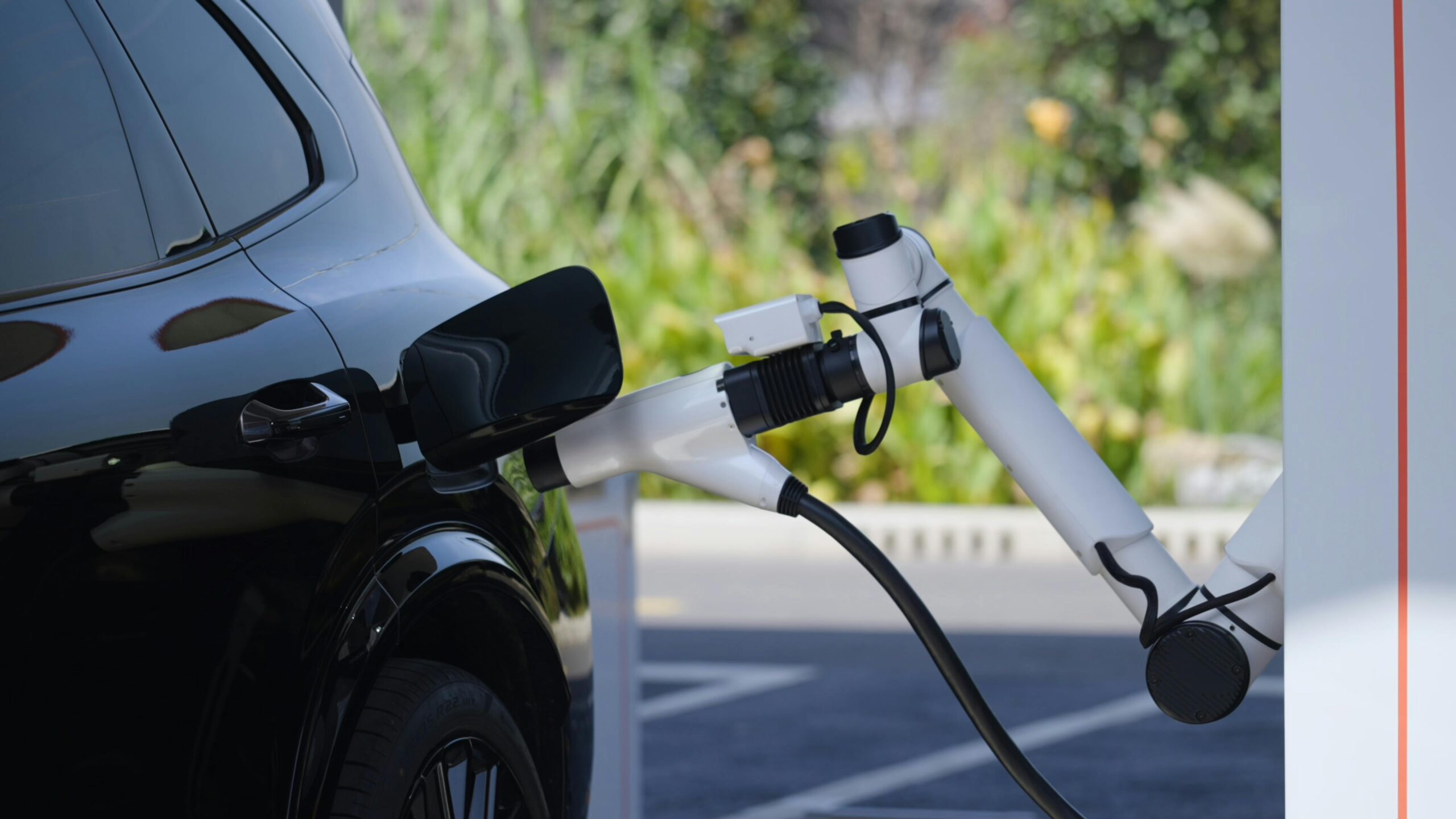 Geely Smart Charging: novo sistema de carregamento ultrarrápido com tecnologia de IA