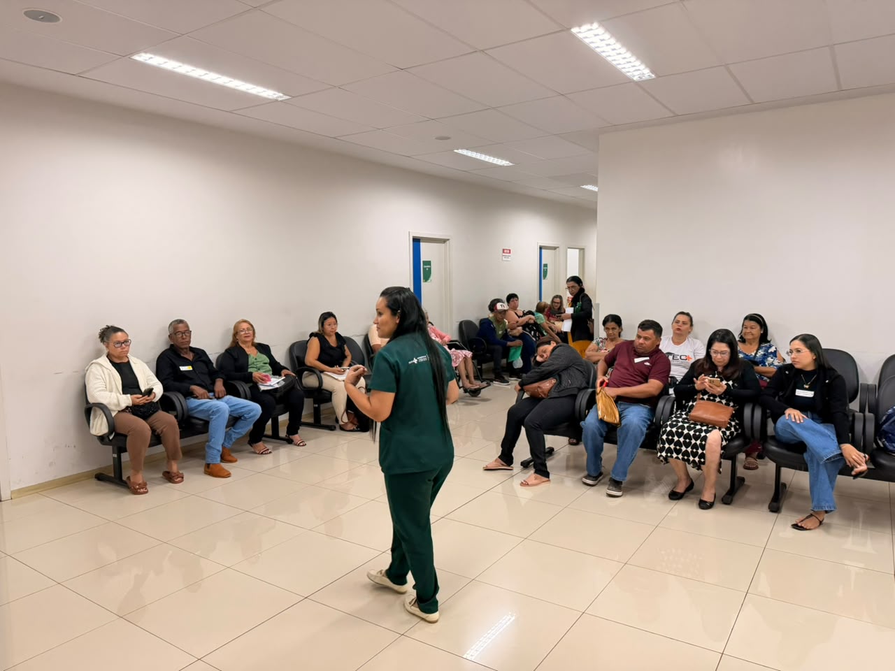 Policlínica de Quirinópolis orienta pacientes sobre alimentação e bem-estar