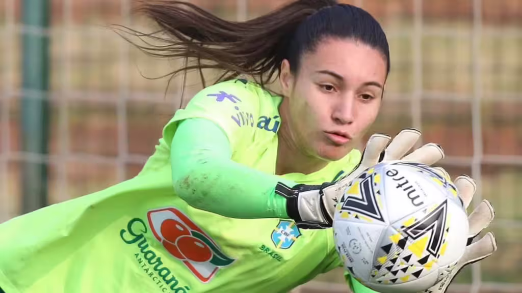 Lorena é única brasileira entre as 30 indicadas à Bola de Ouro feminina