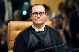 Celular de Vorcaro chega a Zanin e amplia disputa no STF sobre acesso a provas do caso Master