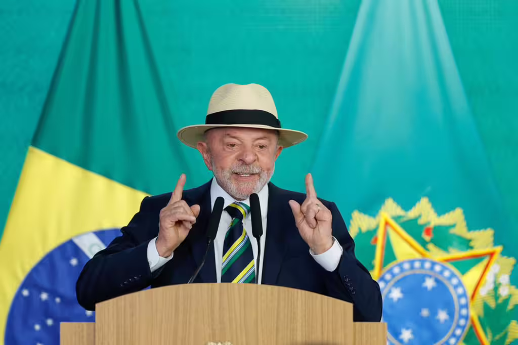 Lula quer liderar reforma do Judiciário em meio à crise no STF