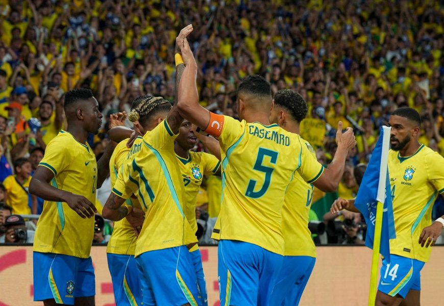 Corinthians e Santos têm jogadores na pré-lista de Ancelotti para amistosos da Seleção