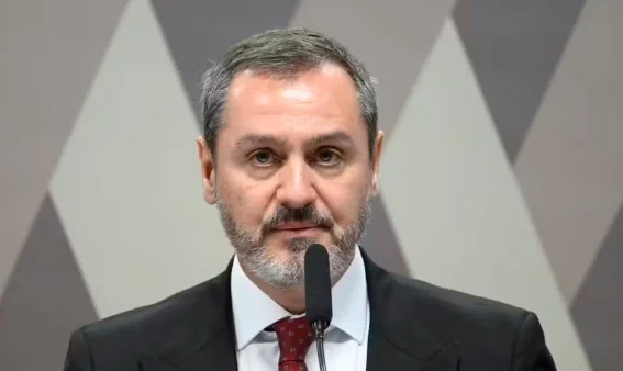 Diretores da PF colocam cargos à disposição em apoio a Andrei Rodrigues