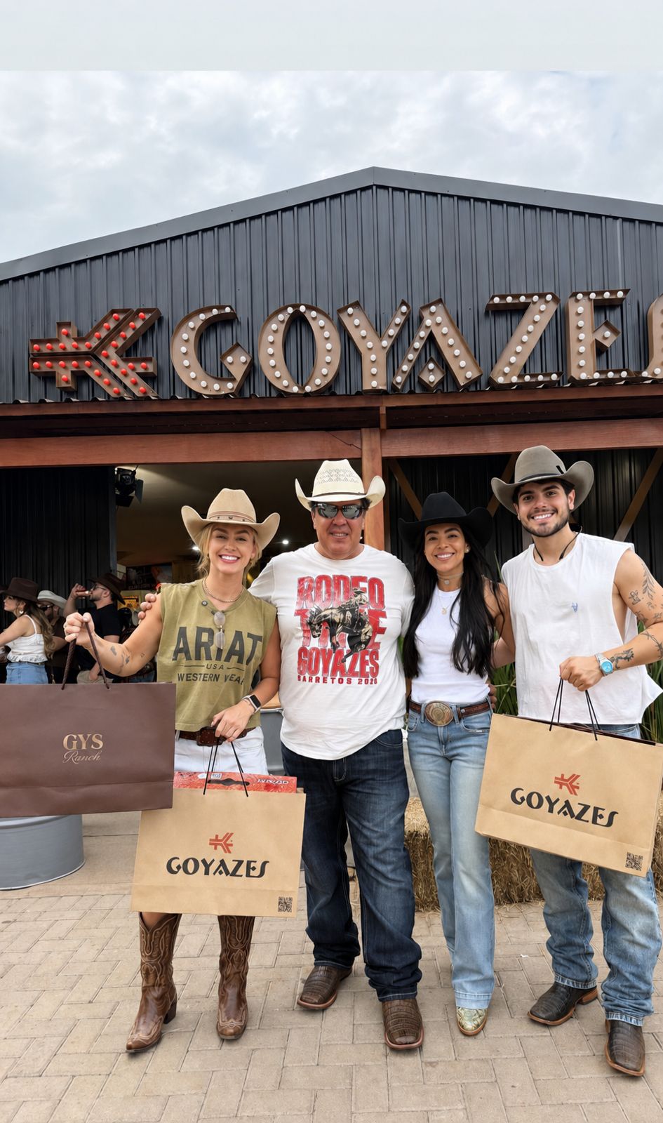 Empresa goiana leva 3 mil pares de botas a Barretos e movimenta cerca de R$ 6 milhões durante a festa