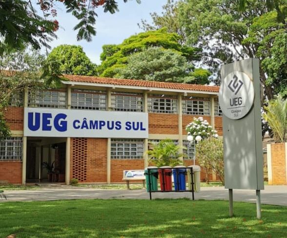 UEG abre 4,3 mil vagas para 35 cursos de graduação
