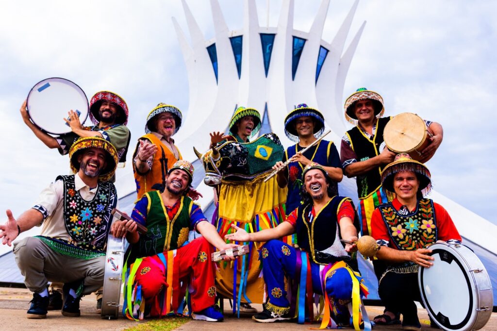 21ª Galhofada volta a ocupar as ruas do Setor Pedro Ludovico com teatro, circo e música