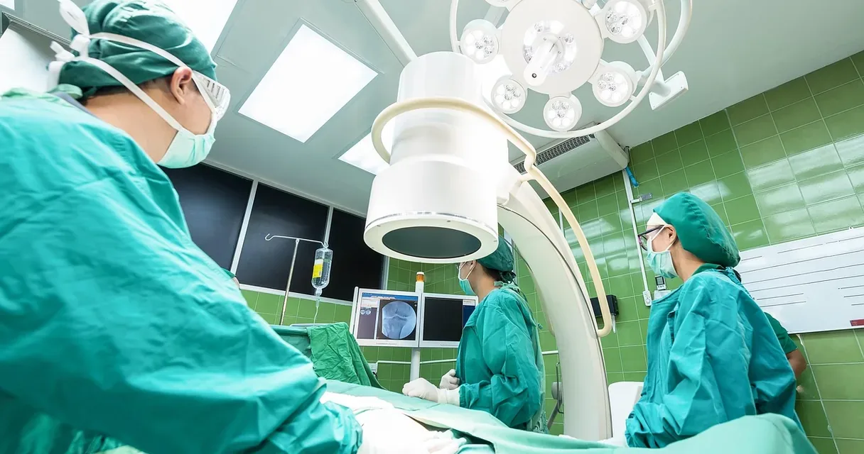 Cirurgião do aparelho digestivo em Goiânia: os 10 melhores em 2026