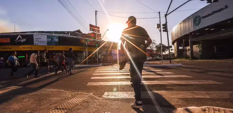 Goiás tem alerta de calor e previsão de tempestades nesta quarta-feira (30)