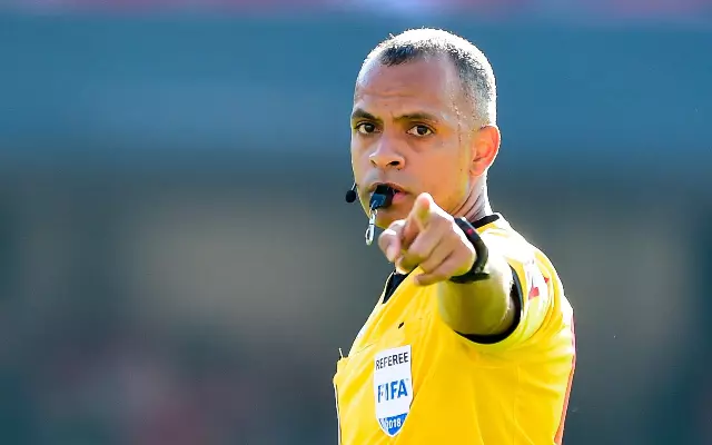 Goiás chega ao clássico com protesto por salários atrasados diante do Atlético-GO