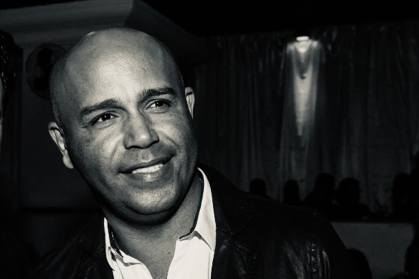 Cantor Rick, da dupla com Renner, morre após acidente de helicóptero em Santa Catarina