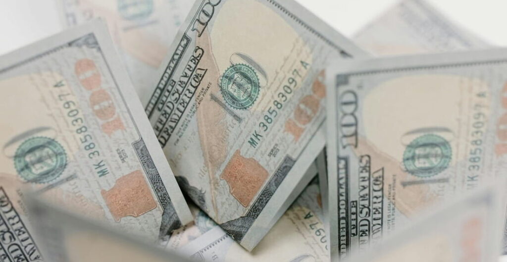 Dólar avança 0,78% e chega a R$ 5,14 nesta quarta-feira (23)