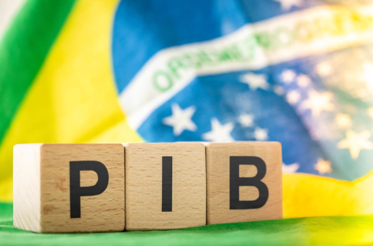 Serviços ficam quase estáveis e PIB do Brasil cresce 0,5% no segundo trimestre