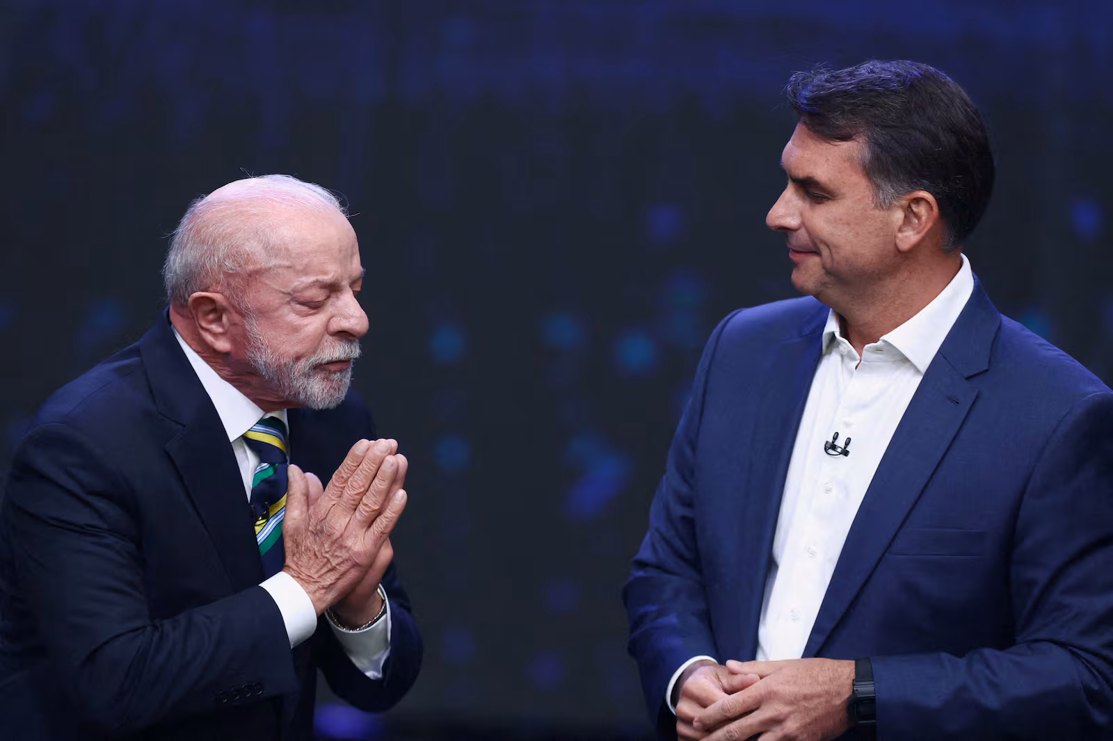 Lula diz que quer votos de presidiários e provoca Flávio Bolsonaro
