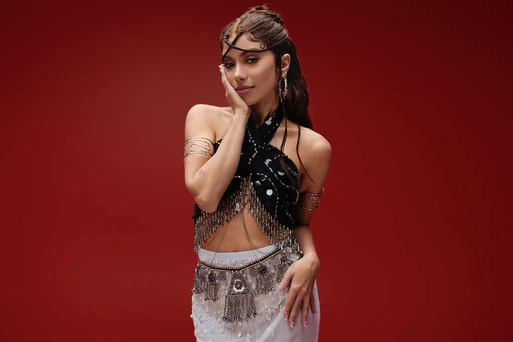 Anitta é confirmada como atração do Grammy Latino 2027 e concorre com “Equilibrivm”