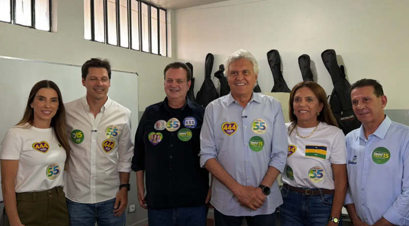 Ao lado de Kassab e Daniel, Caiado vota em Nova Crixás e reafirma força do interior na segunda corrida pelo Planalto