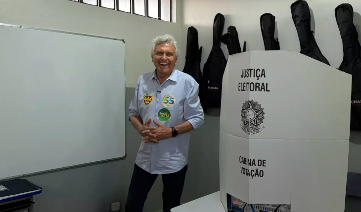 Ronaldo Caiado e Daniel Vilela articulam apoio a Flávio Bolsonaro no segundo turno