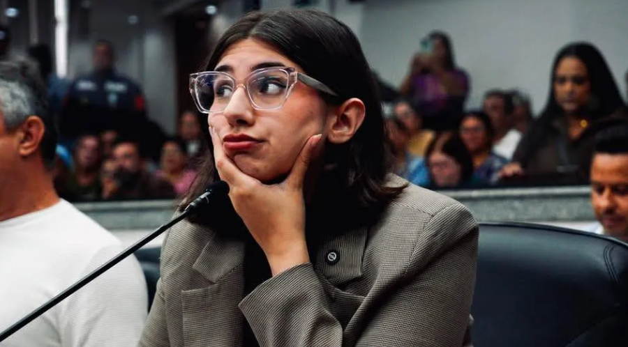 Vídeo: Eleita com votação histórica, Eduarda Campopiano coloca antifeminismo no centro do mandato na Alesp