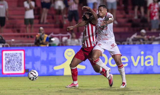 Vila Nova supera o Náutico por 2 a 0 nos Aflitos e retoma a liderança na Série B