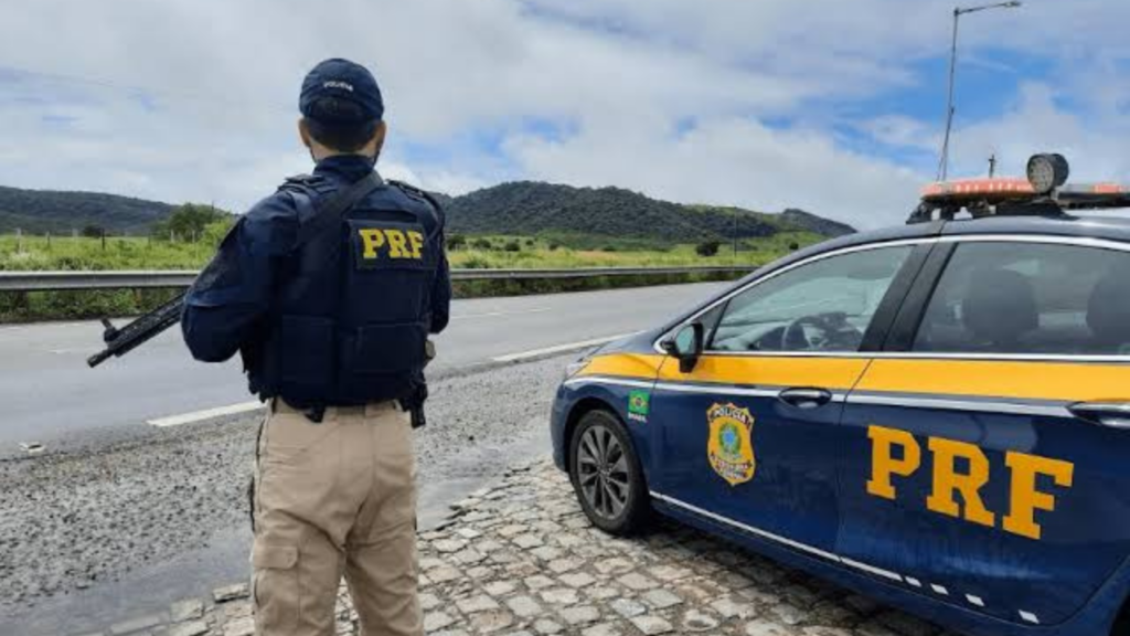 PRF reforça fiscalização nas rodovias de Goiás durante feriado