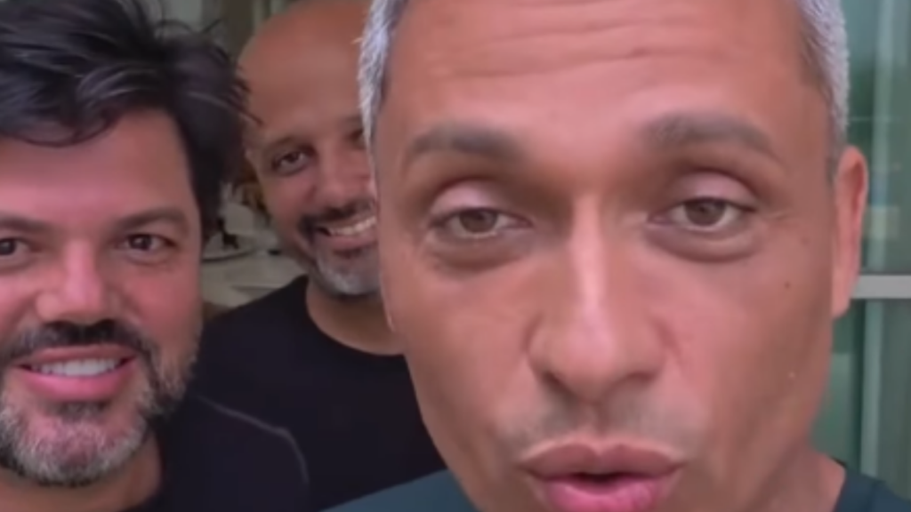Flávio Bolsonaro chega a Goiânia para selar apoio de Caiado e Daniel no segundo turno; veja vídeo
