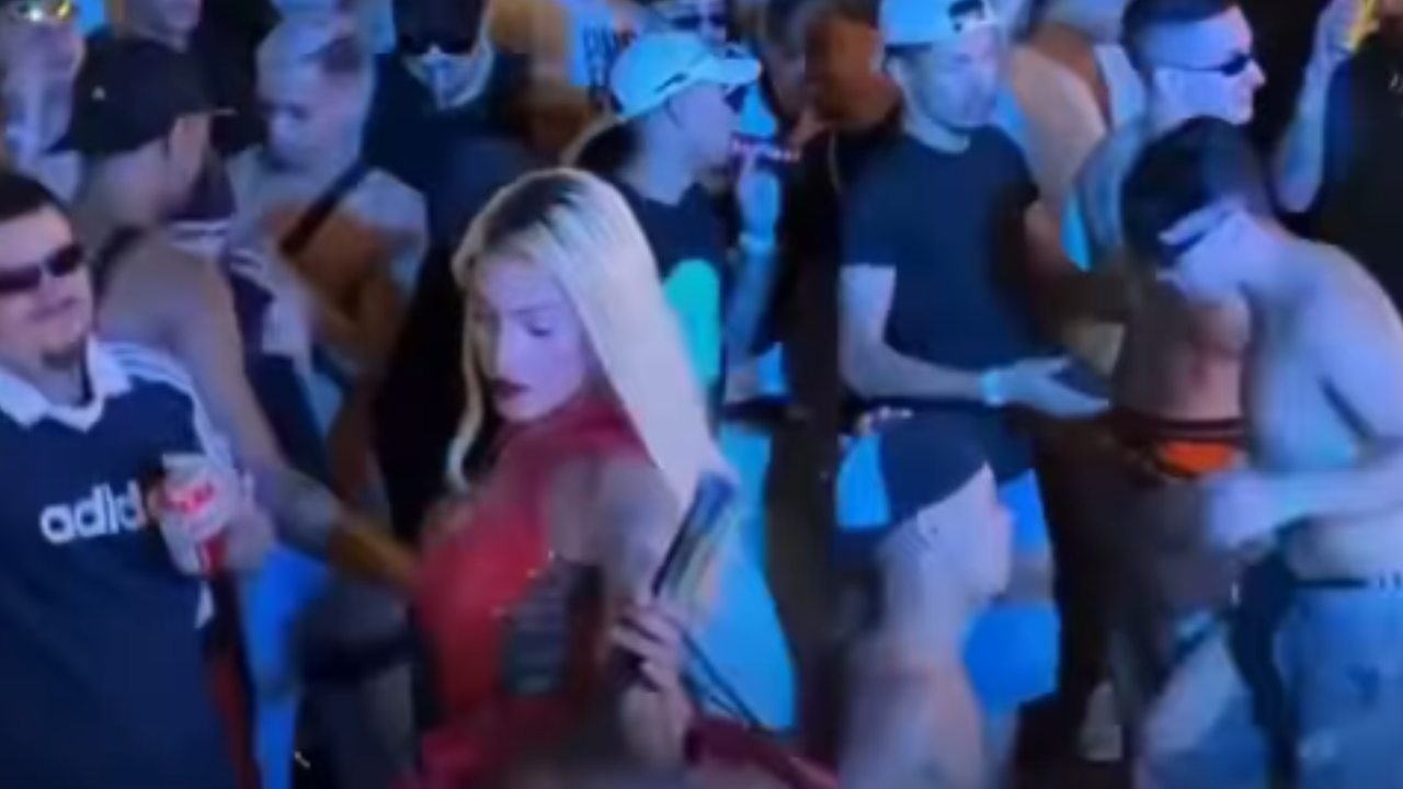Influenciadora canta “vai dar PT” e declara apoio à reeleição de Lula em festa; veja vídeo