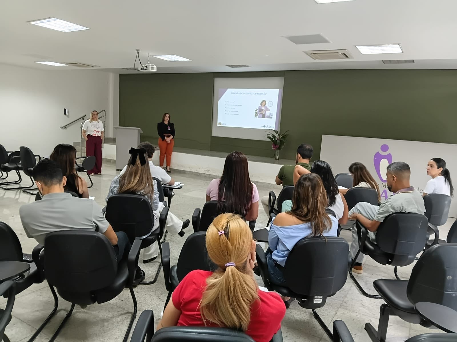 HMDI discute gestão de crises e tomada de decisão com lideranças