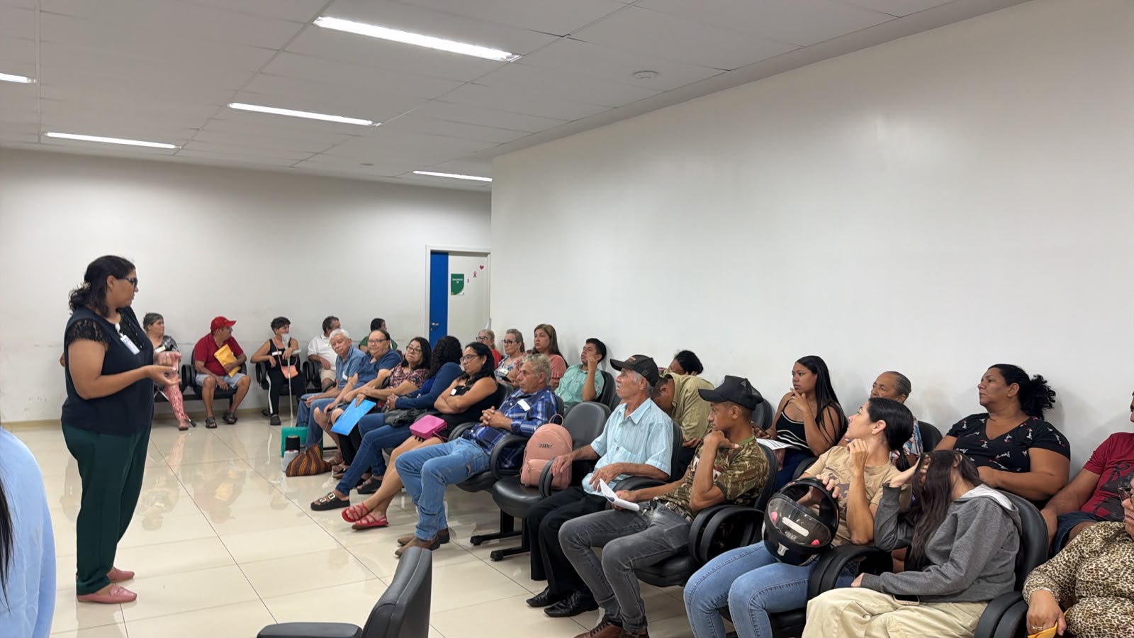 Policlínica de Quirinópolis orienta sobre direitos das mulheres com câncer