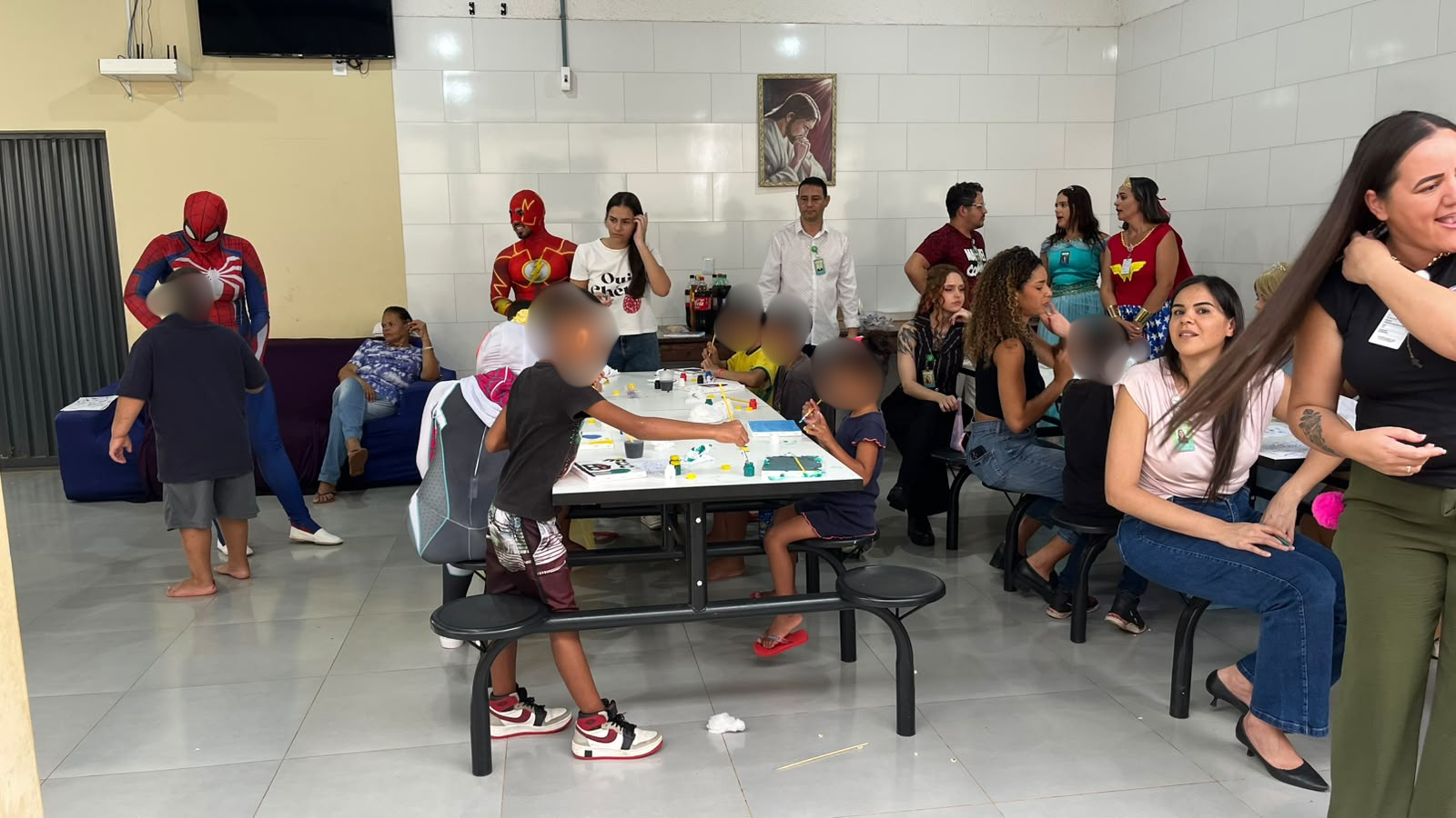 Brincadeiras e afeto marcam ação do Projeto Cuidar de Perto no SAICA