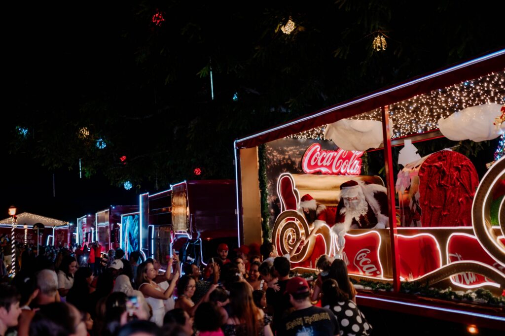 Caravana de Natal da Coca-Cola BANDEIRANTES será realizada entre os dias 4 e 13 de dezembro de 2026