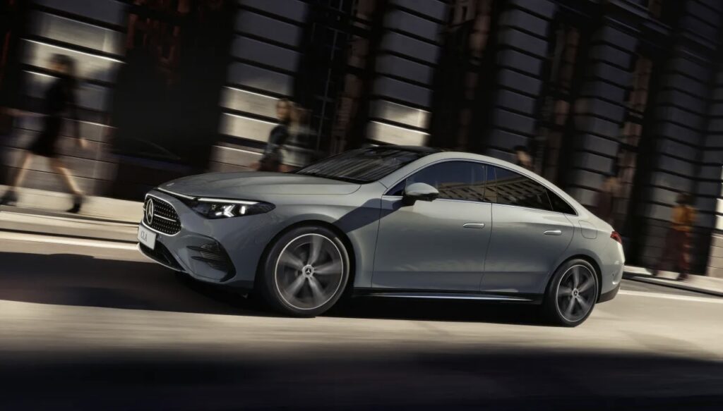Mercedes-Benz inicia pré-venda do novo CLA 200 AMG Line no Brasil por R$ 364.900