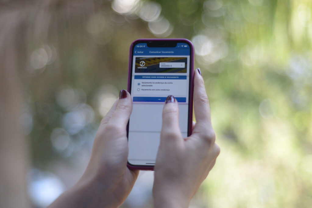 Saneago alerta clientes para golpes em falsos canais de atendimento