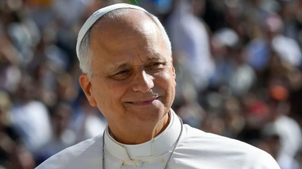 Papa Leão XIV apresenta melhora após cirurgia para retirar câncer de pulmão
