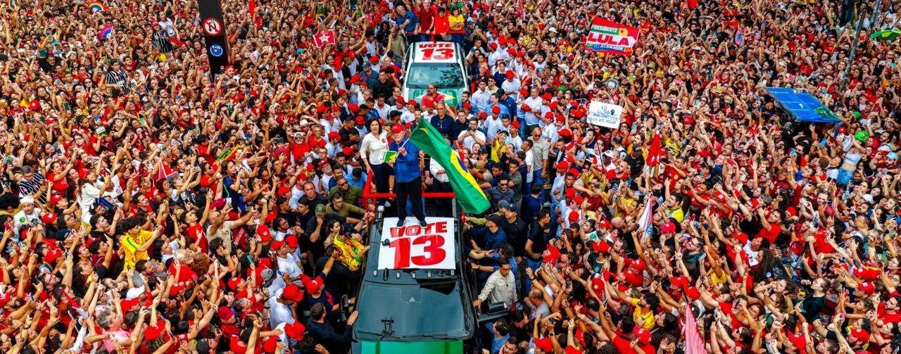 Lula supera Flávio Bolsonaro em virada histórica e conquista quarto mandato, projeta Datafolha